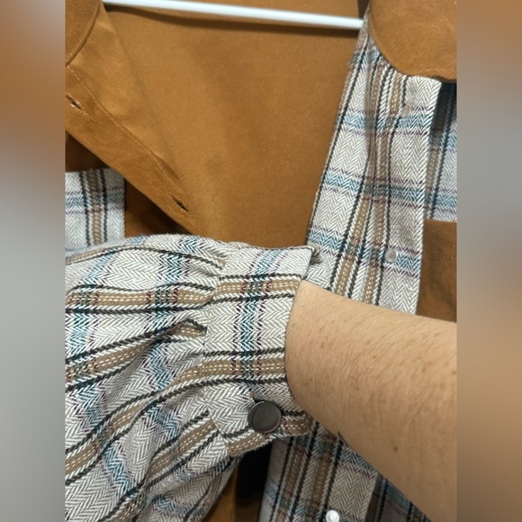 SHEIN Brown & plaid Short Jacket with bubble sleeves-thin quarter Roy/faux suede - Picture 5 of 8